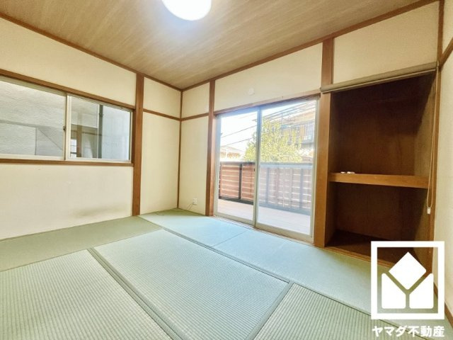 宇治市広野町寺山の和室|畳の香りに包まれ、心落ち着くひとときを。