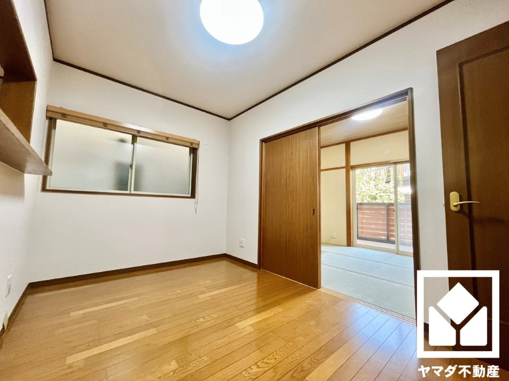 宇治市広野町寺山の外観