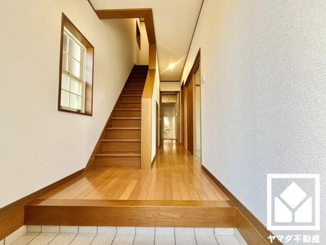 宇治市広野町寺山の外観