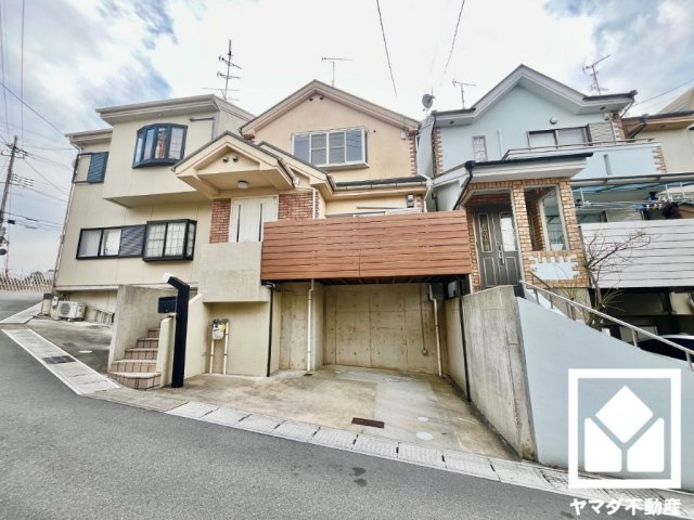 宇治市広野町寺山の外観