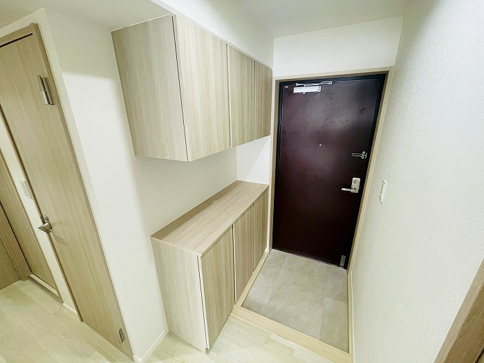 エスポワール南福岡の玄関|下足入があるので綺麗な玄関を保てます☆