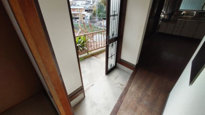 収納もある玄関です