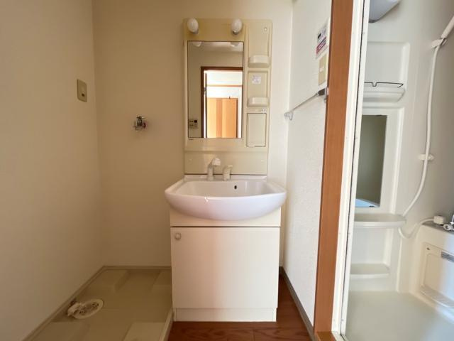 ルミナス・ベルの洗面所|洗髪洗面化粧台