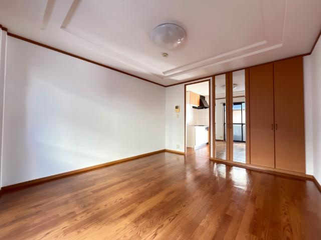 ルミナス・ベルの内装|洋室