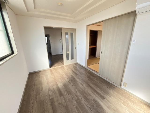 パレス野添の内装|洋室