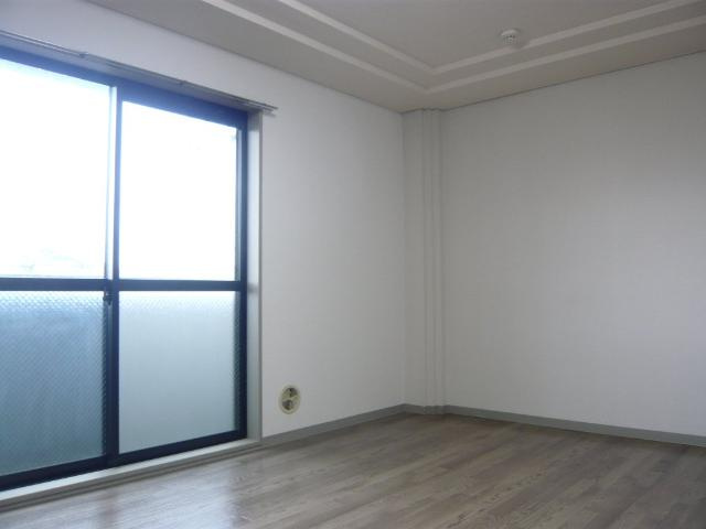 ＵＲＢＡＮの内装|洋室