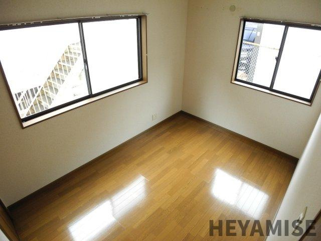 レスポアール新戸町の洋室|※同間取りの別の階のお部屋の画像です※