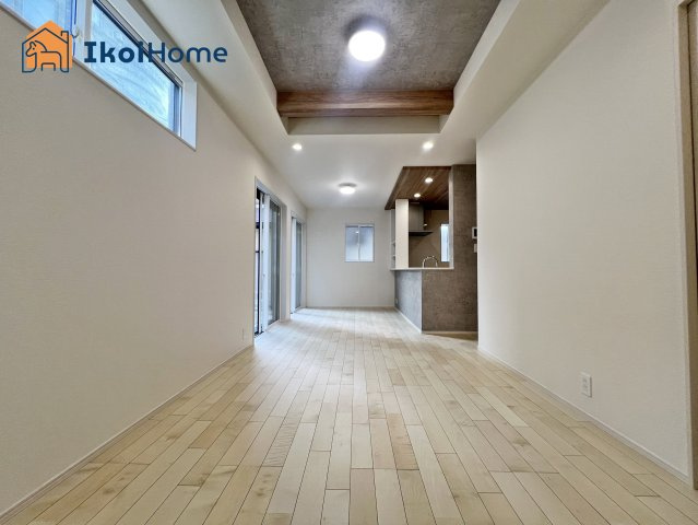 神戸市西区竹の台1丁目1期　全2棟　2号棟　新築戸建の居間・リビング|【ホームページに現地動画掲載中】●年中無休：当日予約可●家具・家電は住宅ローンに組込み可能！