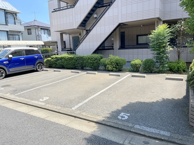 練馬区桜台２丁目の賃貸マンションの駐車場|★敷地内駐車場★