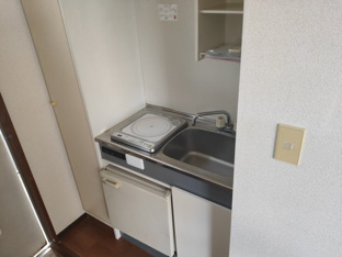 コンパクトなキッチンで掃除もラクラク