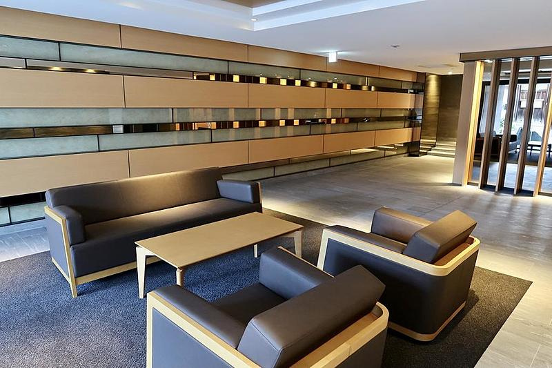 ローレルコート京都北野のロビー