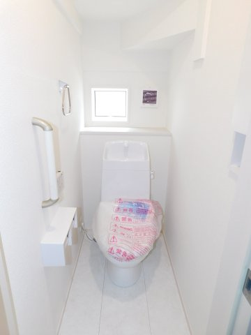 北名古屋市熊之庄新宮の新築一戸建のトイレ|◇トイレ◇　　１・２階　シャワートイレ　