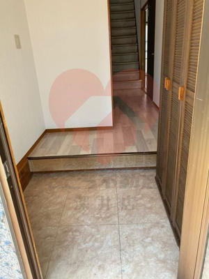 【玄関】 | 八尾市刑部３丁目戸建