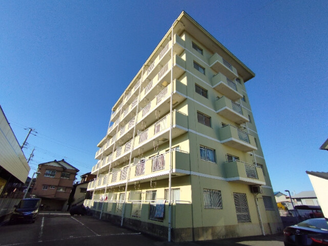 エクセル小呂の外観