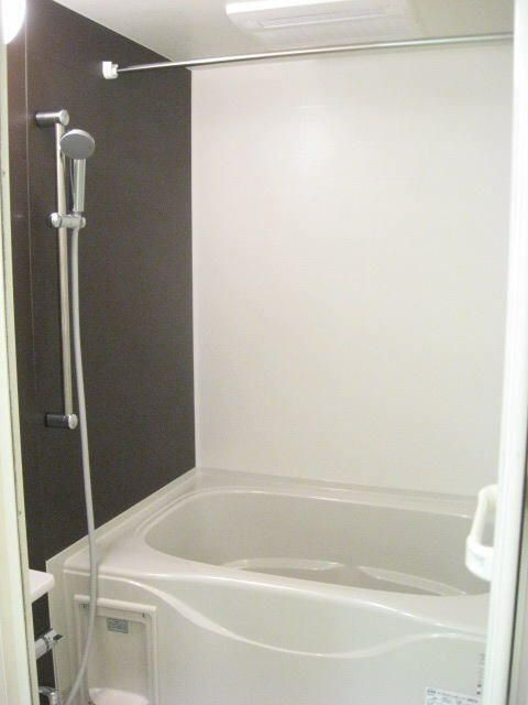 メゾン　ド　リッシュの浴室