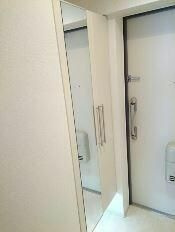 メゾン　ド　リッシュの玄関