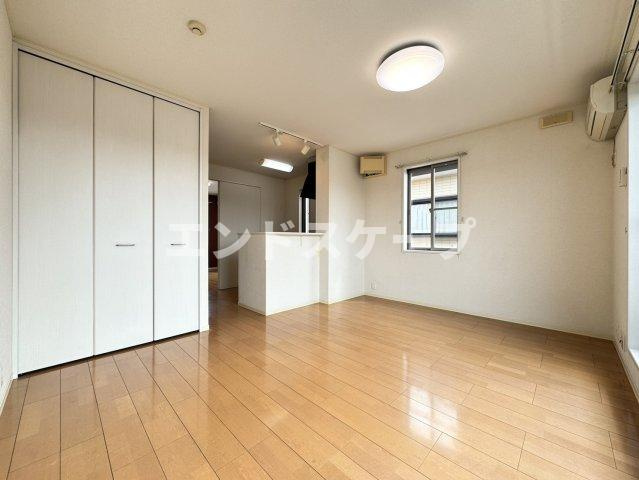 グリーングラスの居間・リビング|高崎、前橋、伊勢崎エリアのお部屋探しはエンドスケープまで！お客様の理想お聞かせ下さい♪