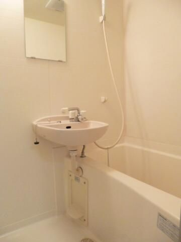 スカイコート新宿落合第６の浴室