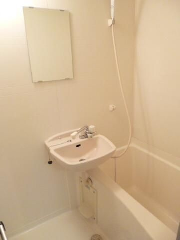 スカイコート新宿落合第６の洗面所