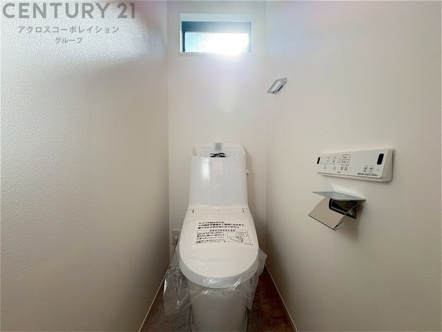 トイレは２ヵ所にございます。