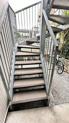 マーベラス東恋ヶ窪のエントランス