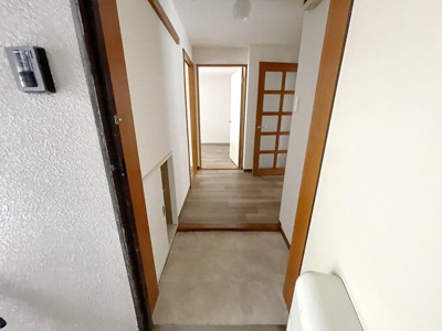 【玄関】 | エスポワールＴＩマンション | 明るい玄関です