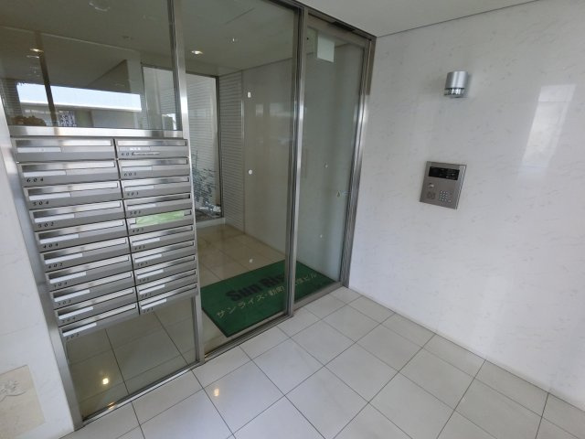 【エントランス】