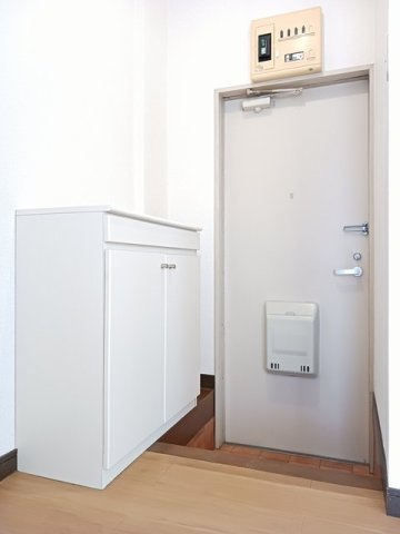 レジデンスＳⅡの玄関|シンプルで使いやすい玄関です