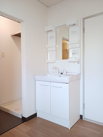 レジデンスＳⅡの洗面所|スペースが確保できる洗面所です