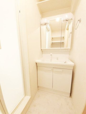 ヴェルミリオンⅡの洗面所|コンパクトで使いやすい洗面所