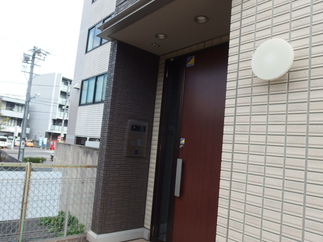 オリーブ錦のエントランス