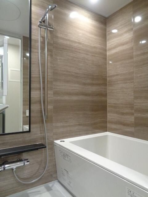 ドムス・スタイル森下の浴室