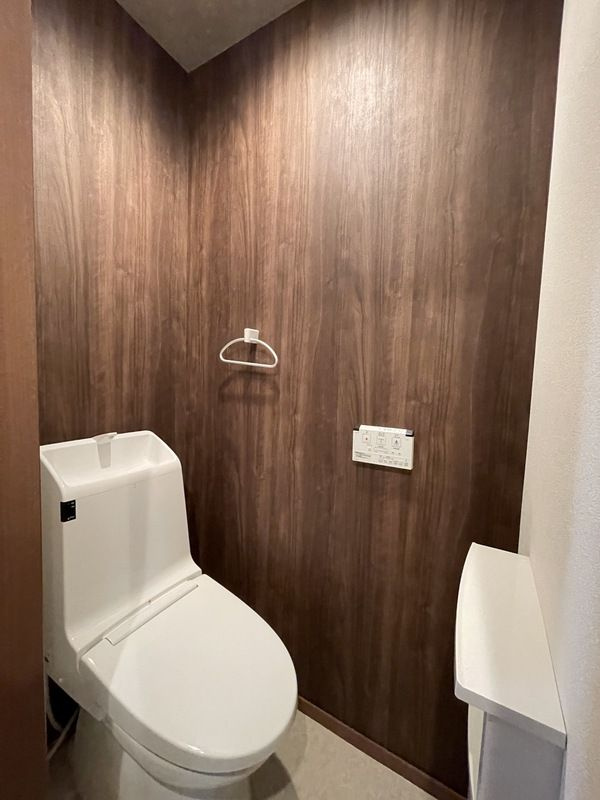 ドエル中央のトイレ