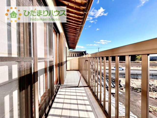 【バルコニー】 | 筑西市桑山　中古戸建 | あたたかな光が差し込む、南向きのバルコニー(#^^#)