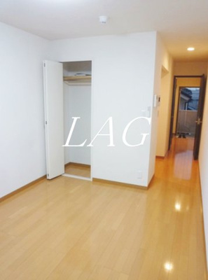 【居間・リビング】 | リブリ・サンクチュアリ | 洋室のお部屋です。