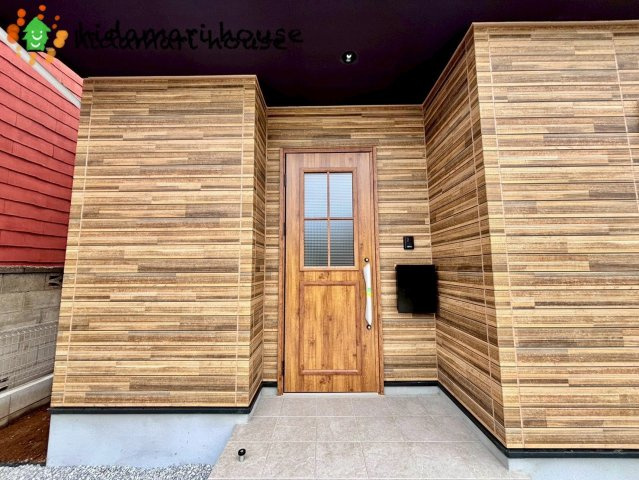 上尾市上11期　新築戸建　TERRACE01の玄関