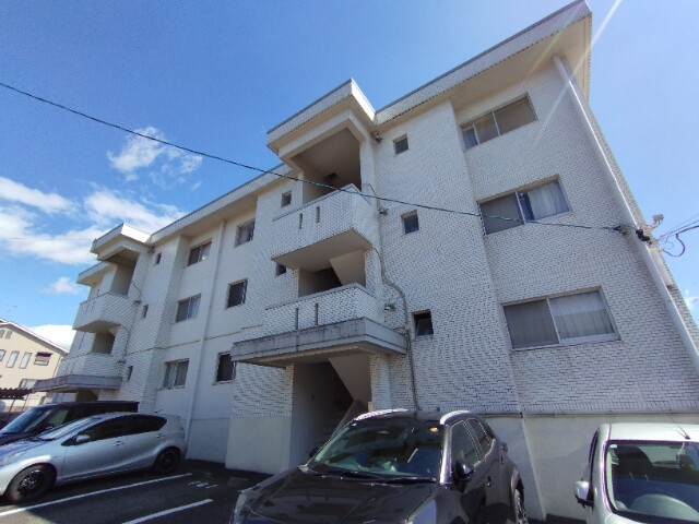 サンヒル上地の外観