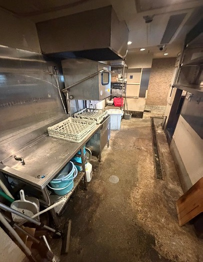 堺市北区百舌鳥西之町２丁の店舗の内装