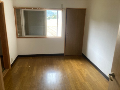 【洋室】 | 【商談中】丹波篠山市今田町上小野原　戸建 | ２F
