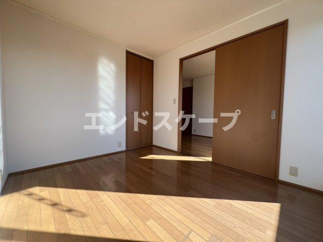 ハイツR&N A棟の居間・リビング|高崎、前橋のお部屋探しはエンドスケープまで！お客様の理想お聞かせ下さい♪