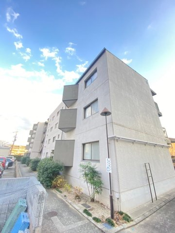 いかはなハイツB棟の外観