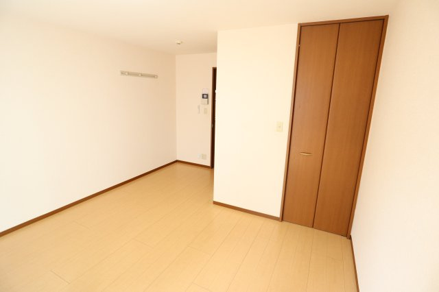 サンロイヤルＩの居間・リビング