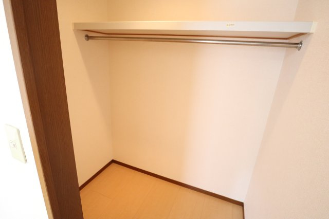 サンロイヤルＩの収納