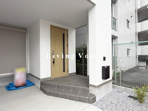 【仲介手数料０円】相模原市中央区小町通1期　新築一戸建て　全2棟のエントランス|相模原市中央区小町通1期　新築一戸建て　全2棟