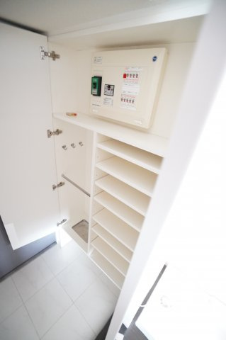 【収納】 | SIDE One | ※同物件・同タイプの写真です。