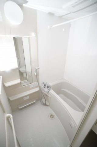 【浴室】 | SIDE One | ※同物件・同タイプの写真です。