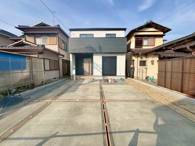 栗東市下鈎　新築戸建ての外観