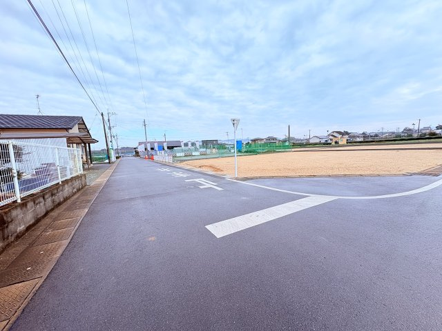 今福分譲地の前面道路含む現地写真