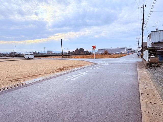 今福分譲地の前面道路含む現地写真