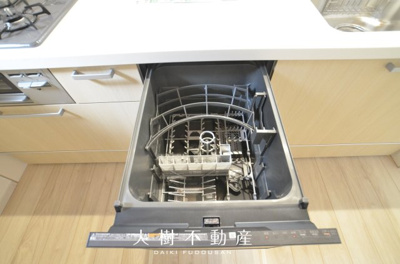 【キッチン】 | 綾瀬市小園南２丁目 新築戸建て 全1棟【仲介手数料無料】